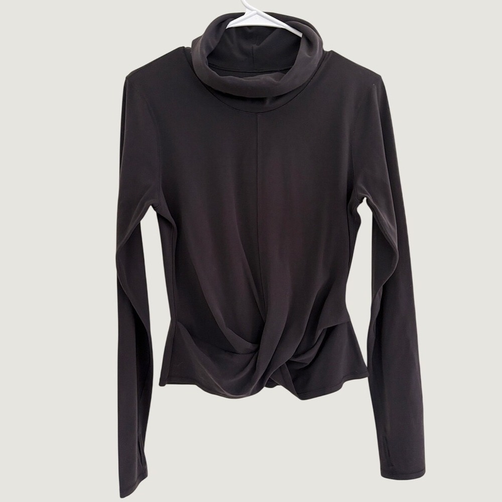 Lululemon Melodic Movement Long Sleeve Twist Front Turtleneck Top Black Size 8